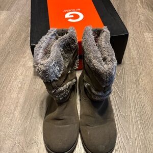 Guess Women's Taupe Fur-Trimmed Winter Boots
